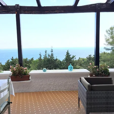 Villa Panoramica A Castro *