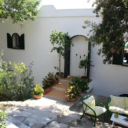 Vila Panoramica A Castro Marittima