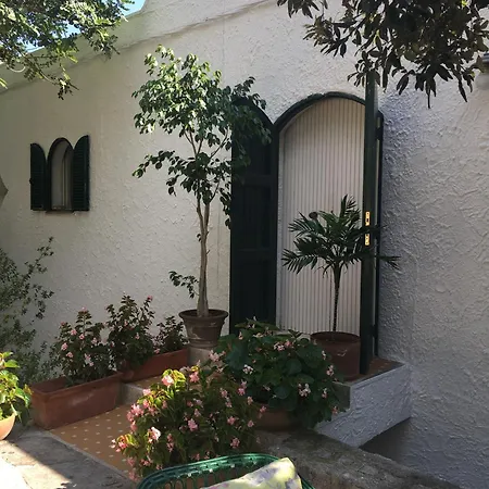 Villa Panoramica A Castro Marittima