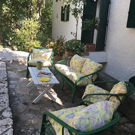 Villa Panoramica A Castro Marittima